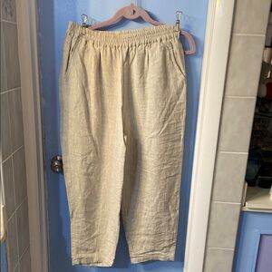 Women’s Beige Linen Ankle Pant.